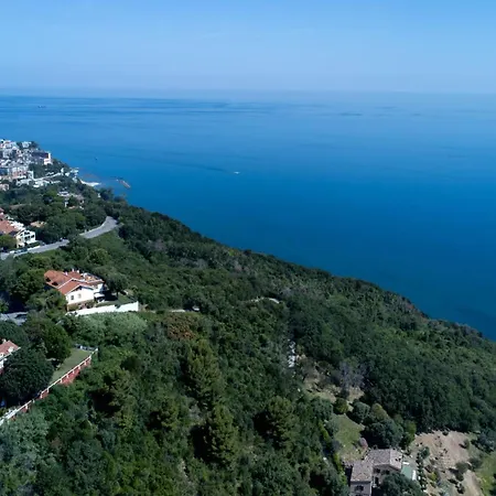 Villa Fiola 8, Emma *